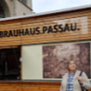 Meet your Posher, Polly